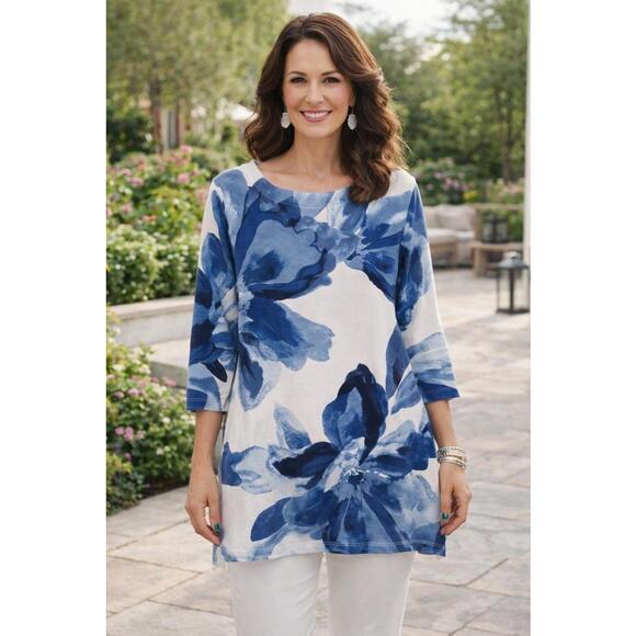 Chico's Tops - Chico’s Women's Blue Watercolor Floral Tunic Soft Knit Side Slits, Size 3/ US XL